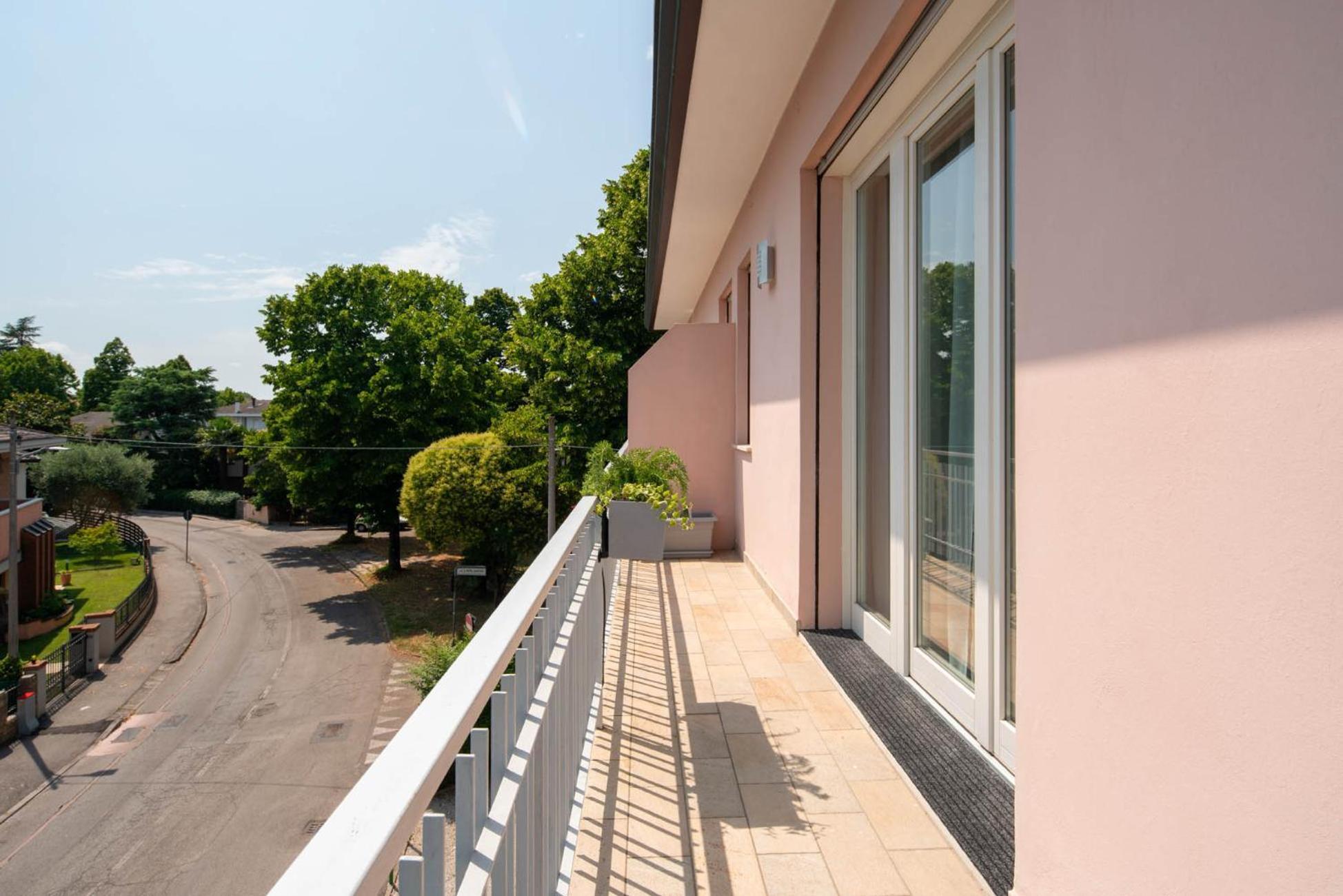 Officine Cavour - Appartamenti La Quercia Pádua Exterior foto